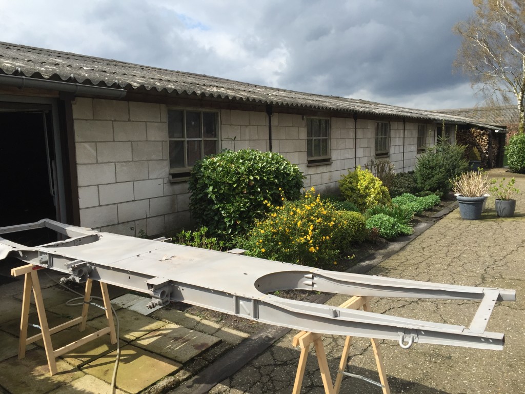 Foto 15-04-16 13 19 48